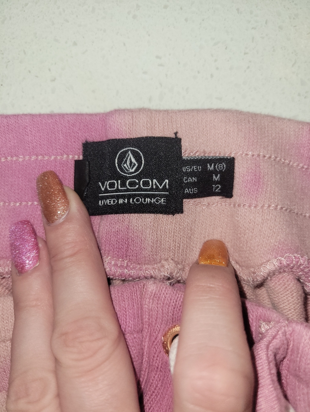 Volcom Shotts - Picture 3 of 3